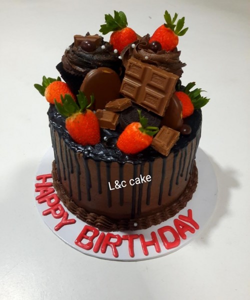 L & C Cake