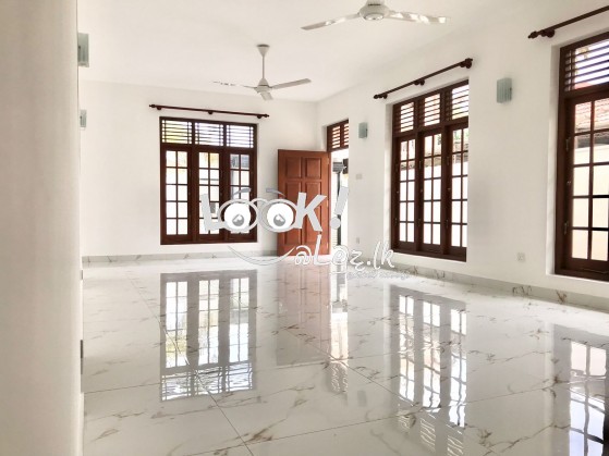 Ground Floor House for Rent in Dehiwala 4 Bed Rooms