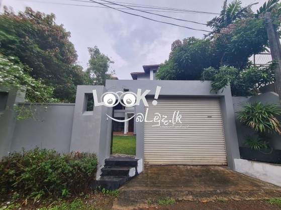 3 story house for Sale  Battaramulla.