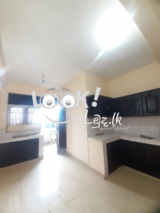 2nd Floor House For Rent in Dehiwala 2 Bed Room