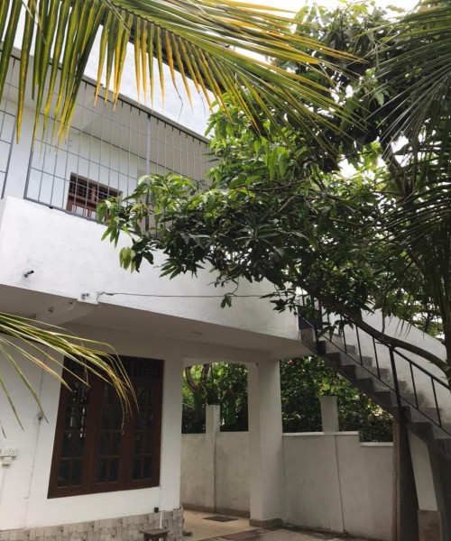 2 Story House for Rent in Sri Jayawardnapura Kotte 3 Bed Rooms