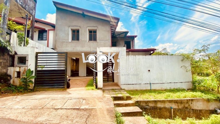 OUSE FOR SALE IN KAHATHUDUWA POLGASOWITA