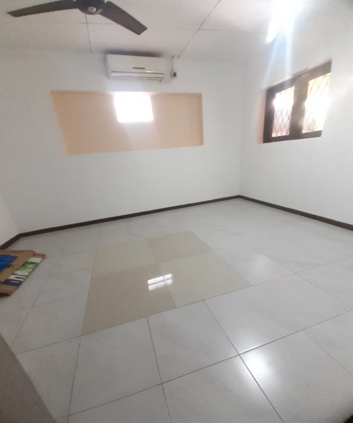 Single Story Single House for Rent in Nadimala Dehiwala  3 Bed Rooms