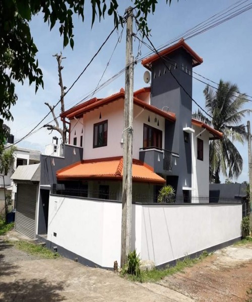 House For Sale Thalawathugoda 