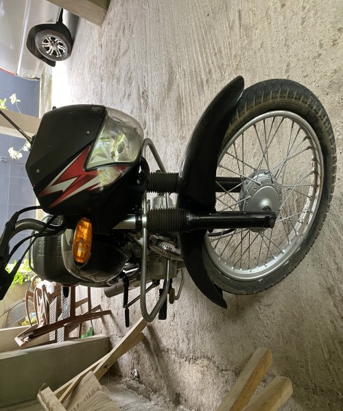 Bajaj CT 100 2014